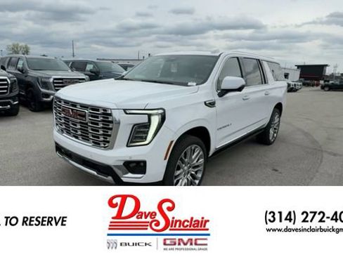 New 2026 GMC Yukon XL Denali w/ Denali Reserve Package AWD/4WD image 4