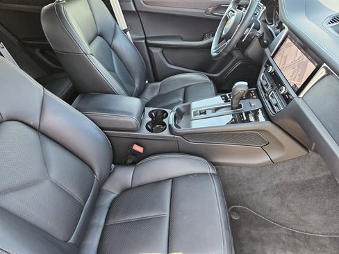 Certified 2024 Porsche Macan GTS image 15