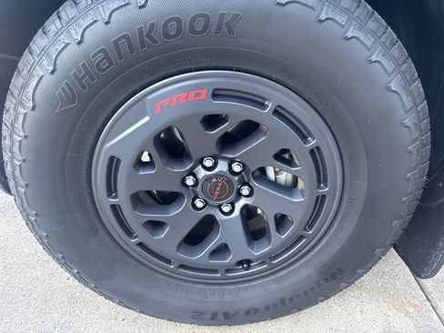 Used 2025 Nissan Frontier Pro-X w/ Pro Convenience Package RWD image 22