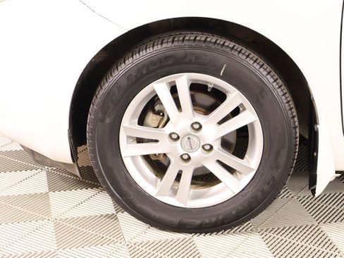 Used 2014 Nissan Versa Note SV w/ Sport Value Package FWD image 16