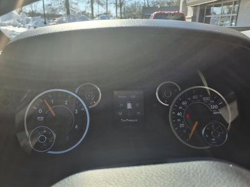 Used 2019 RAM 2500 Big Horn image 17