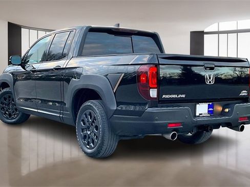 Used 2023 Honda Ridgeline Black Edition image 4