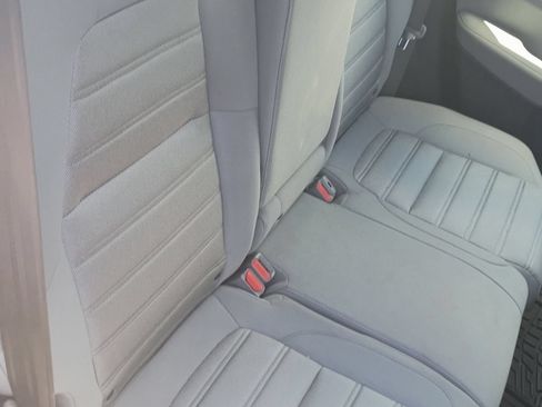 Used 2017 Honda CR-V LX image 15