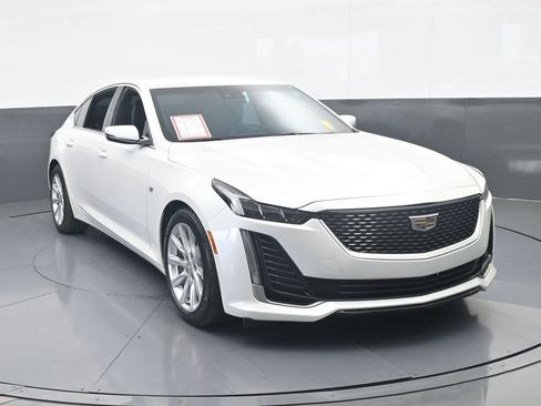 Used 2022 Cadillac CT5 Luxury RWD image 9