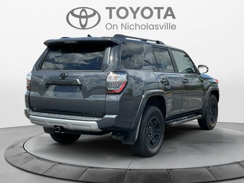Used 2024 Toyota 4Runner TRD Off-Road Premium w/ Off Road Premium Plus Package AWD/4WD image 5