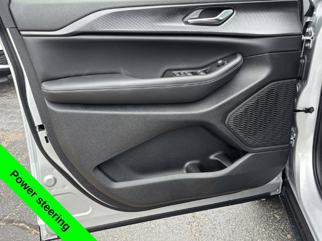 New 2026 Jeep Grand Cherokee L 4WD image 19