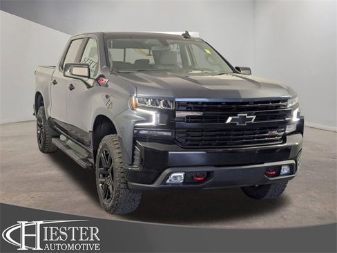 Used 2021 Chevrolet Silverado 1500 LT Trail Boss w/ Convenience Package II image 1