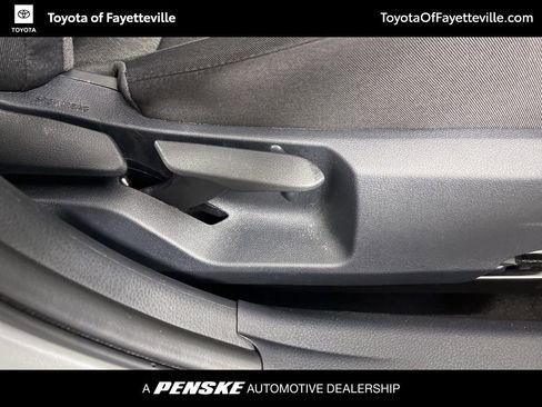 Used 2025 Toyota Camry LE image 6