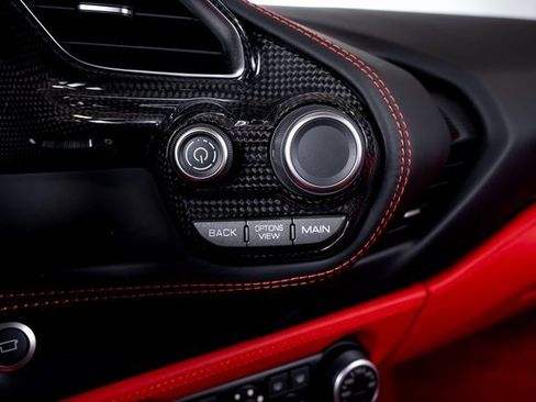 Used 2019 Ferrari 488 Spider image 43