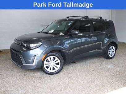 Used 2023 Kia Soul LX