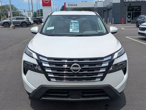 New 2025 Nissan Rogue SV AWD/4WD image 27
