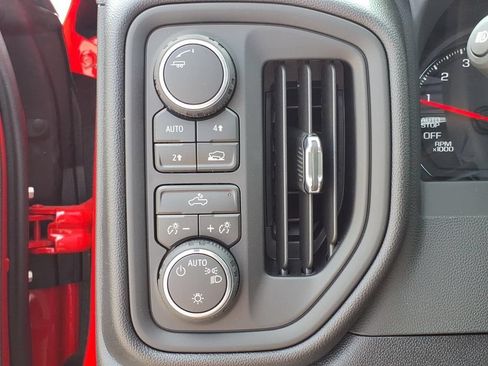 New 2026 Chevrolet Silverado 1500 Custom w/ LPO, Dark Essentials Package AWD/4WD image 16