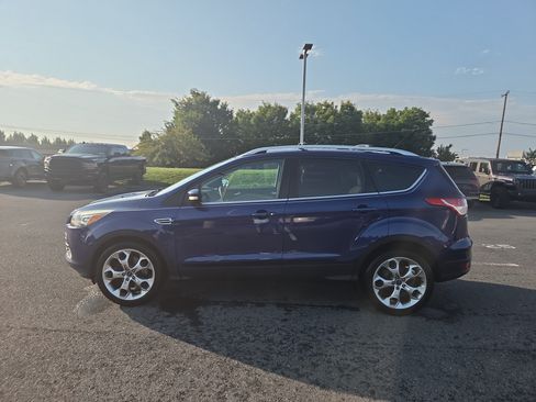 Used 2015 Ford Escape Titanium w/ Equipment Group 301A AWD/4WD image 11