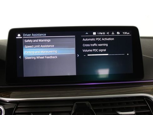 Used 2023 BMW 530e w/ M Sport Package image 32