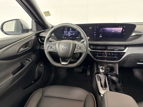 Used 2024 Buick Envista Avenir image 21