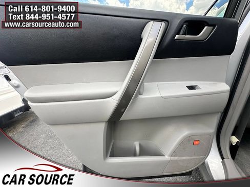 Used 2008 Toyota Highlander Sport AWD/4WD image 18
