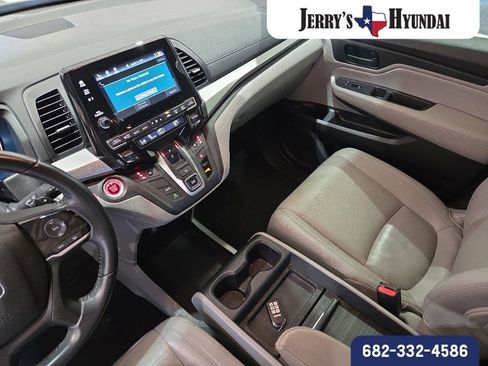 Used 2018 Honda Odyssey EX-L image 12