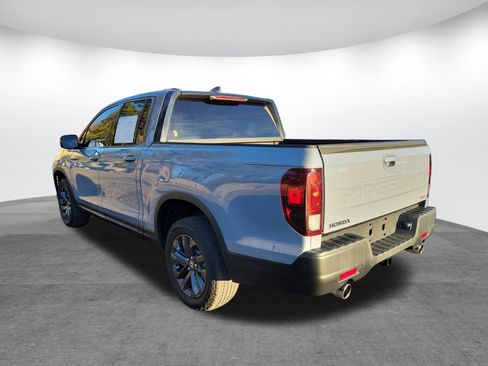 Used 2024 Honda Ridgeline Sport image 21