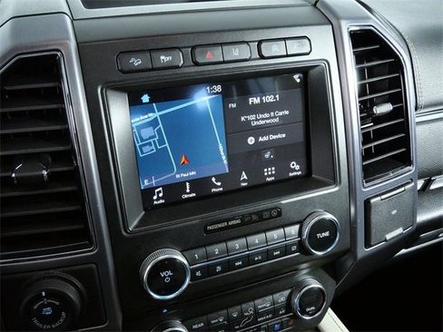 Certified 2018 Ford Expedition Platinum image 19