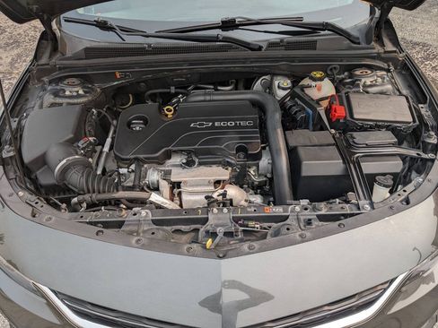 Used 2016 Chevrolet Malibu LT FWD image 22