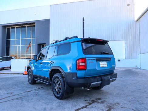 Used 2025 Toyota Land Cruiser image 10