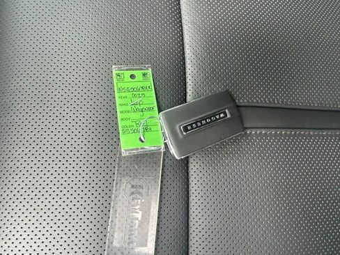 New 2025 Jeep Wagoneer Series II image 64