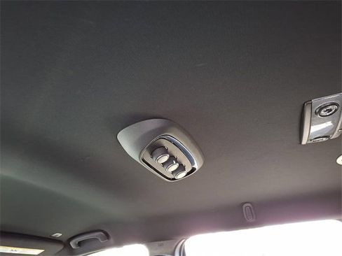 Used 2022 Dodge Durango GT image 24