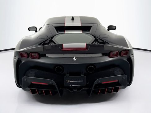 Used 2022 Ferrari SF90 Stradale AWD/4WD image 6