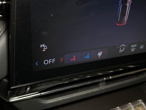 New 2026 Lincoln Nautilus Reserve image 32