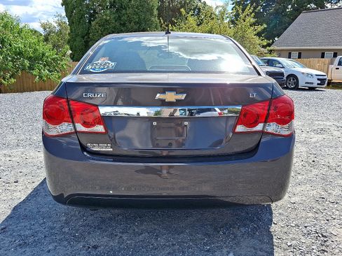 Used 2014 Chevrolet Cruze LT image 6