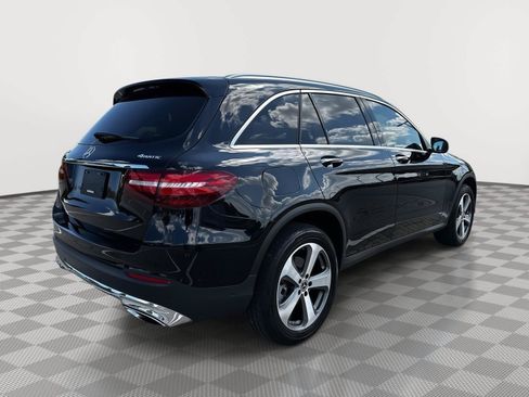 Used 2019 Mercedes-Benz GLC 300 4MATIC image 6