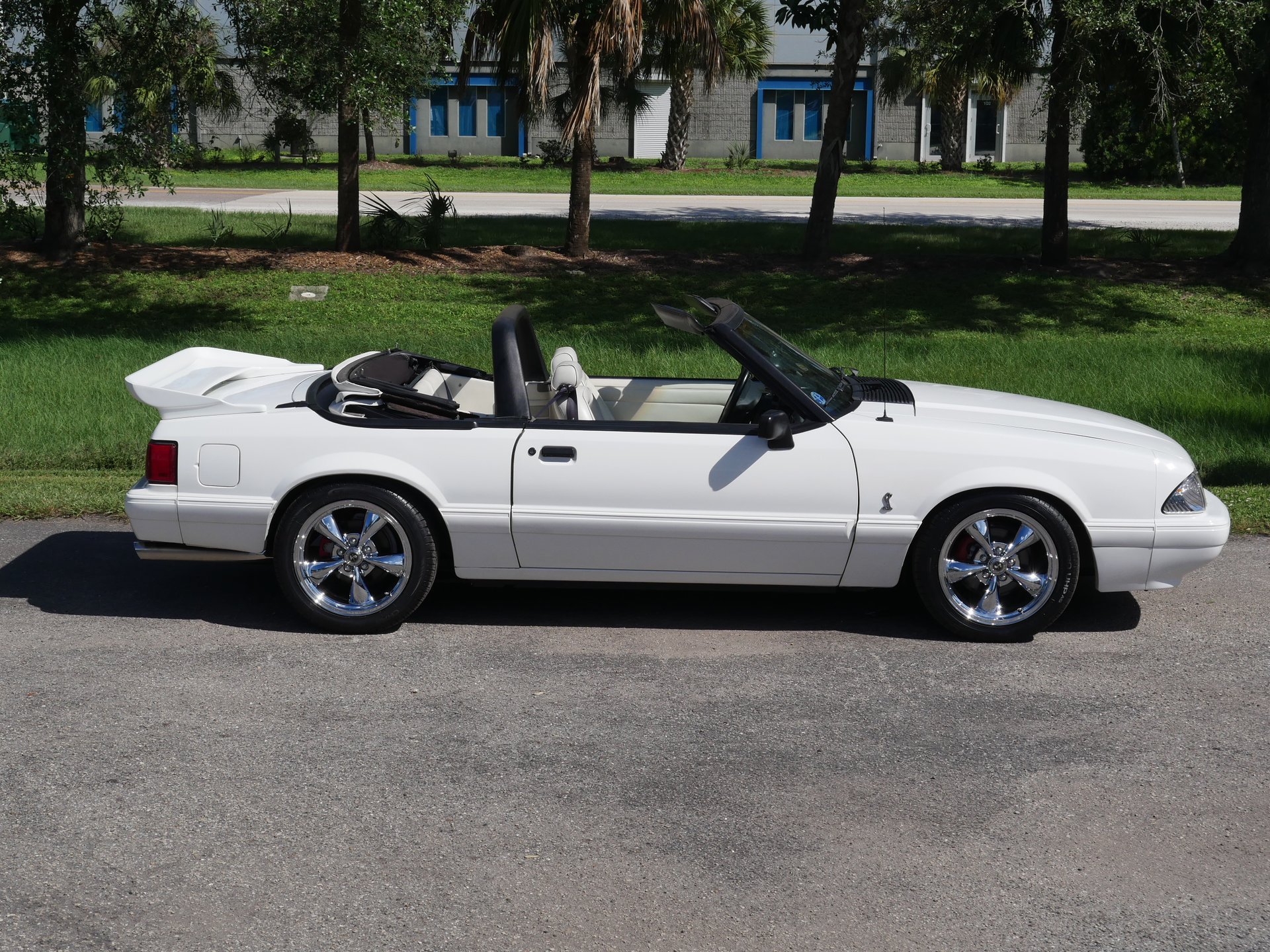 Used 1993 Ford Mustang LX RWD image 52