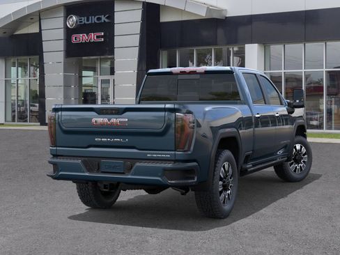 New 2026 GMC Sierra 2500 Denali w/ Denali Reserve Package image 4