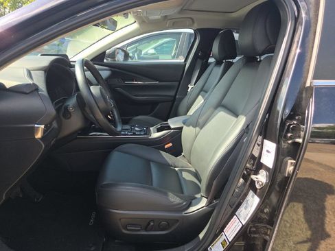 Used 2025 MAZDA CX-30 AWD 2.5 S w/ Preferred Package image 3