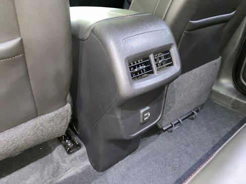 Used 2022 Chevrolet Equinox RS AWD/4WD image 24