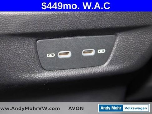 Used 2025 Volkswagen Tiguan SE AWD/4WD image 27