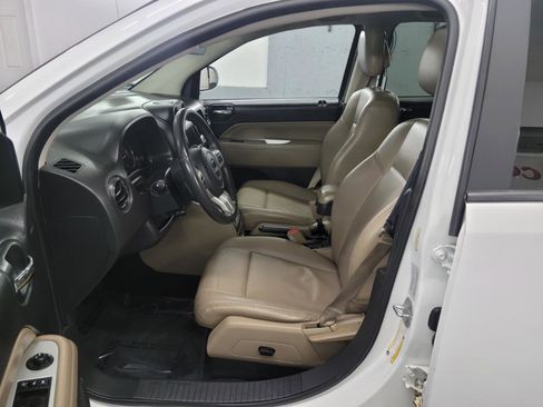 Used 2015 Jeep Compass High Altitude AWD/4WD image 10
