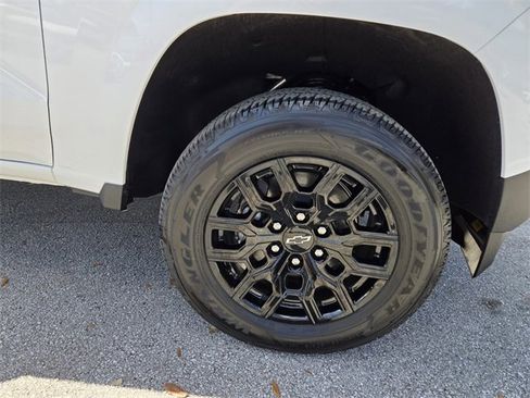 Used 2026 Chevrolet Colorado W/T w/ WT Custom Package image 24