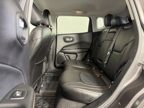 Used 2018 Jeep Compass Limited w/ Safety & Security Group image 8