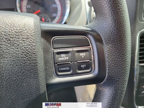 Used 2019 Dodge Grand Caravan SE w/ UConnect Hands-Free Group FWD image 20