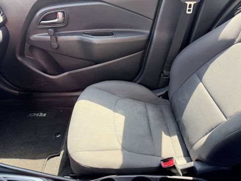 Used 2013 Kia Rio LX FWD image 11