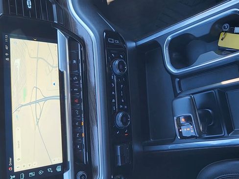 Used 2022 Chevrolet Silverado 1500 LT Trail Boss w/ LT Trail Boss Premium Package image 17