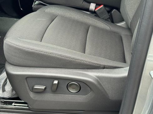 New 2026 GMC Sierra 1500 SLE image 17