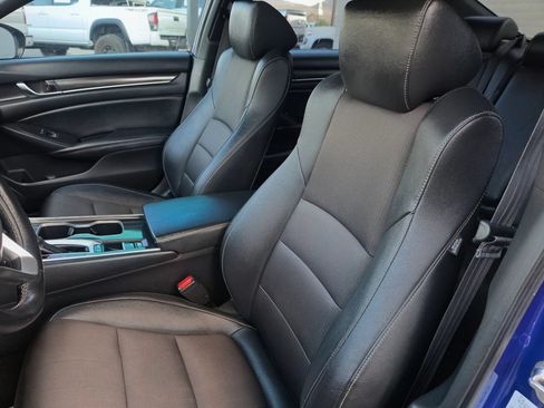 Used 2019 Honda Accord Sport image 16