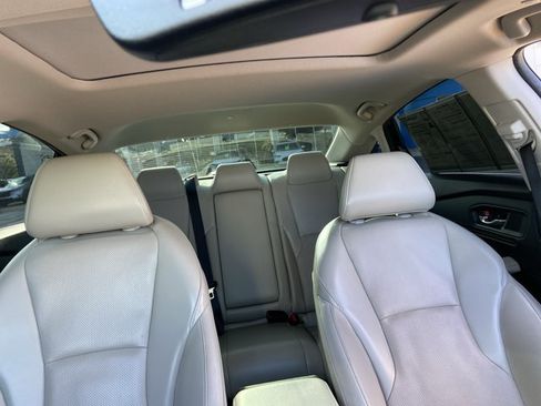 Used 2023 Honda Accord Touring image 25