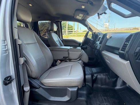 Used 2018 Ford F150 XL w/ Equipment Group 101A Mid RWD image 17