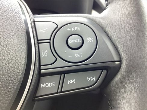 New 2025 Toyota RAV4 XLE Premium image 18