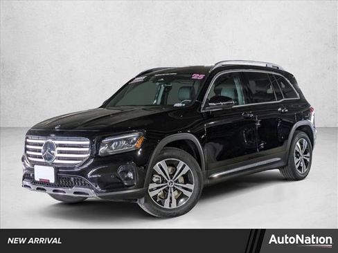 Certified 2025 Mercedes-Benz GLB 250 4MATIC image 1