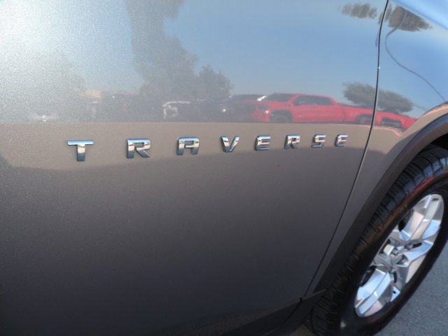 Used 2021 Chevrolet Traverse LT FWD image 10
