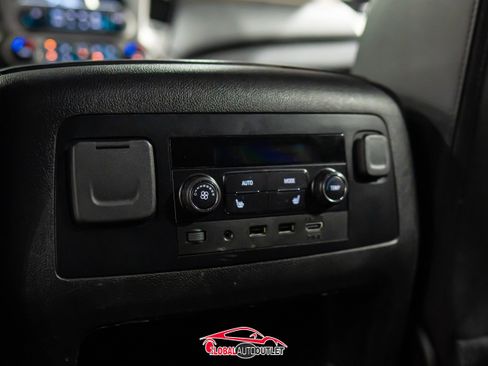 Used 2019 GMC Yukon XL Denali w/ Denali Ultimate Package image 23